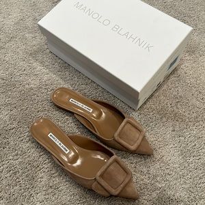 Manolo blahnik maysale flats